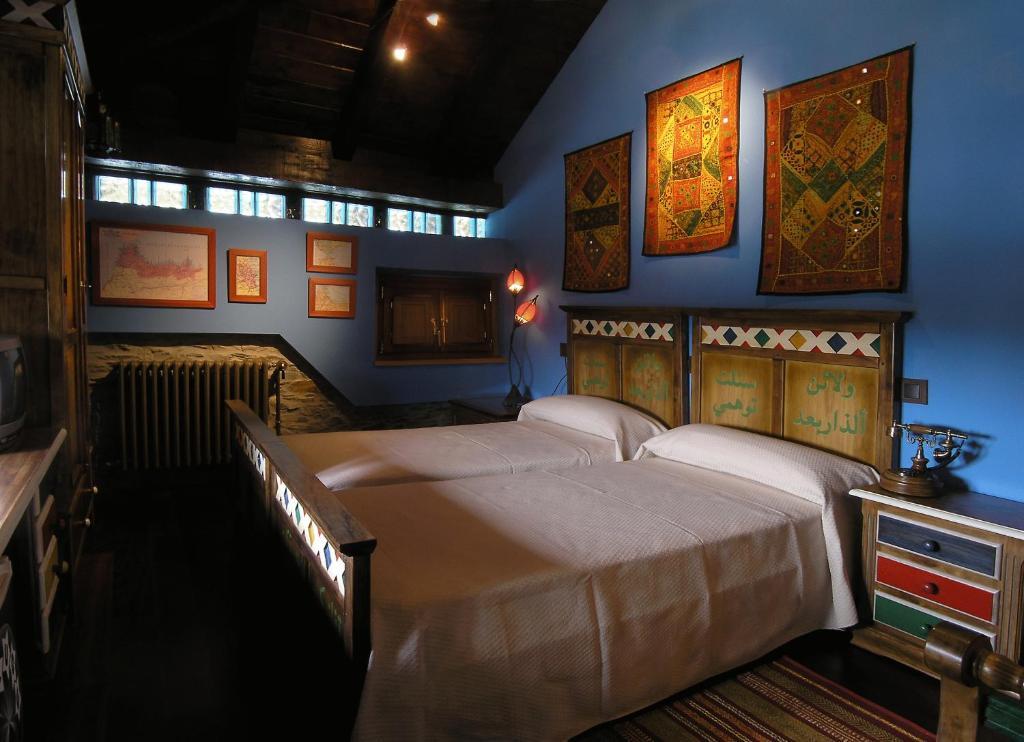 Casona El Gurugu Hotel Luarca Szoba fotó