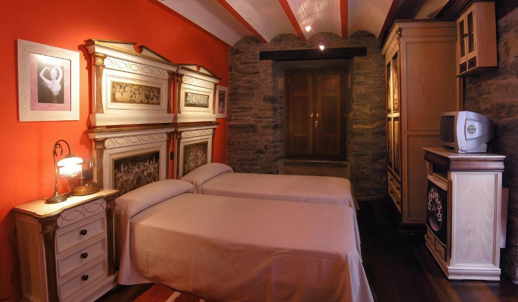 Casona El Gurugu Hotel Luarca Szoba fotó