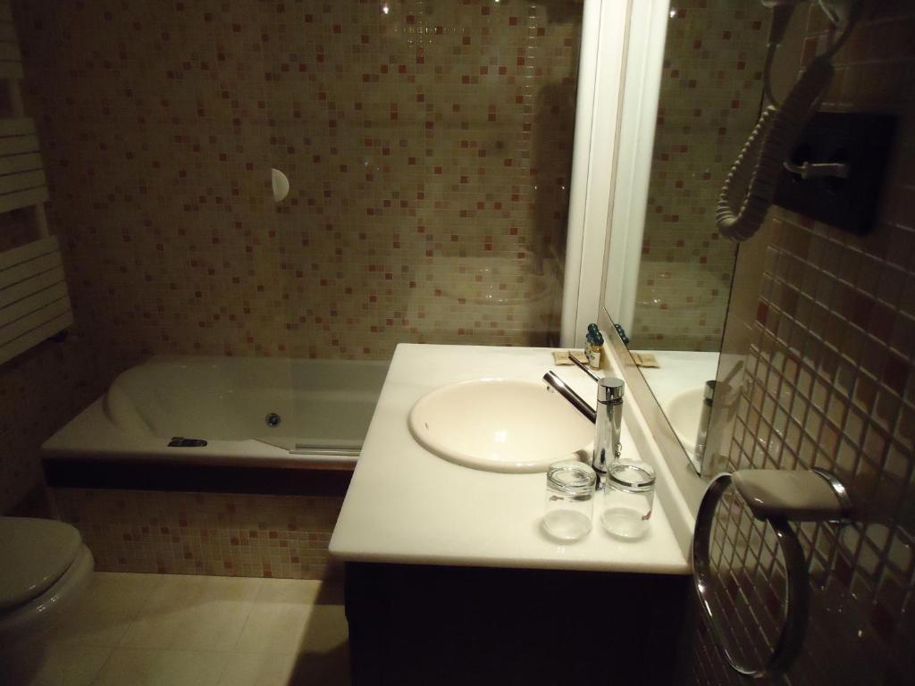 Casona El Gurugu Hotel Luarca Szoba fotó