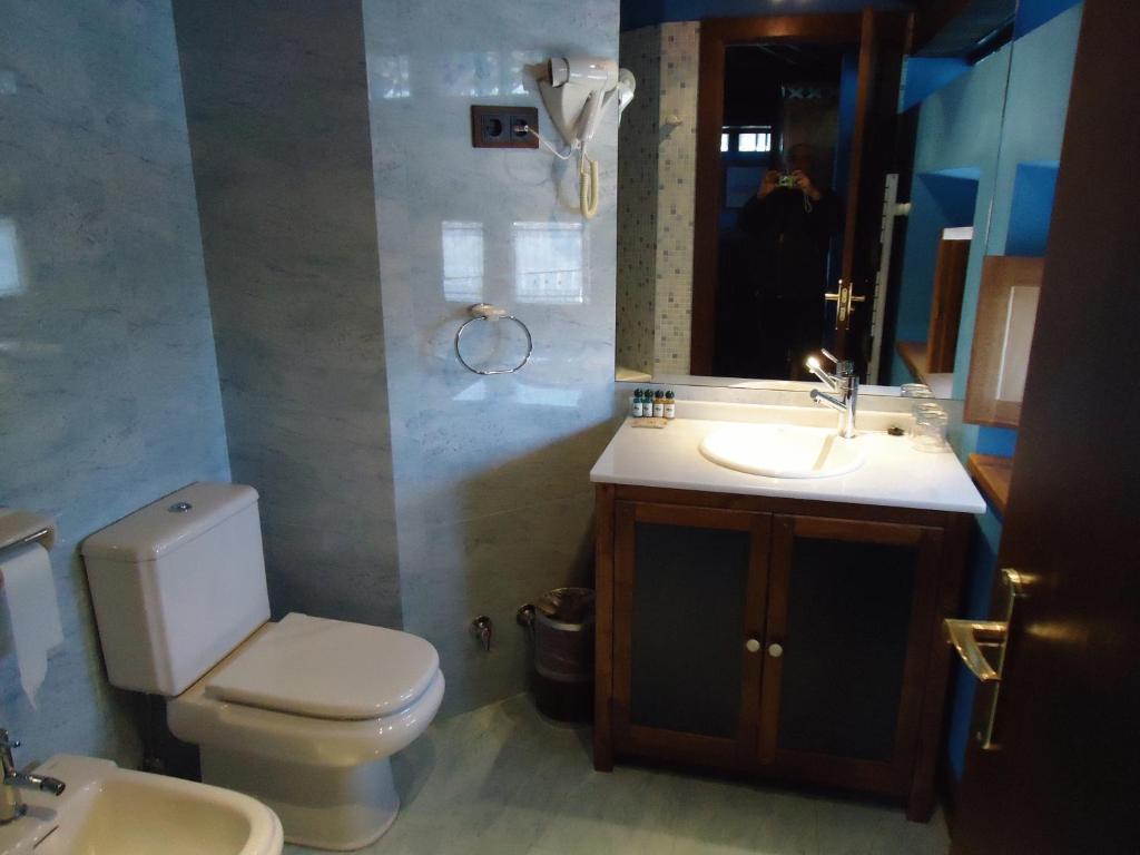 Casona El Gurugu Hotel Luarca Szoba fotó
